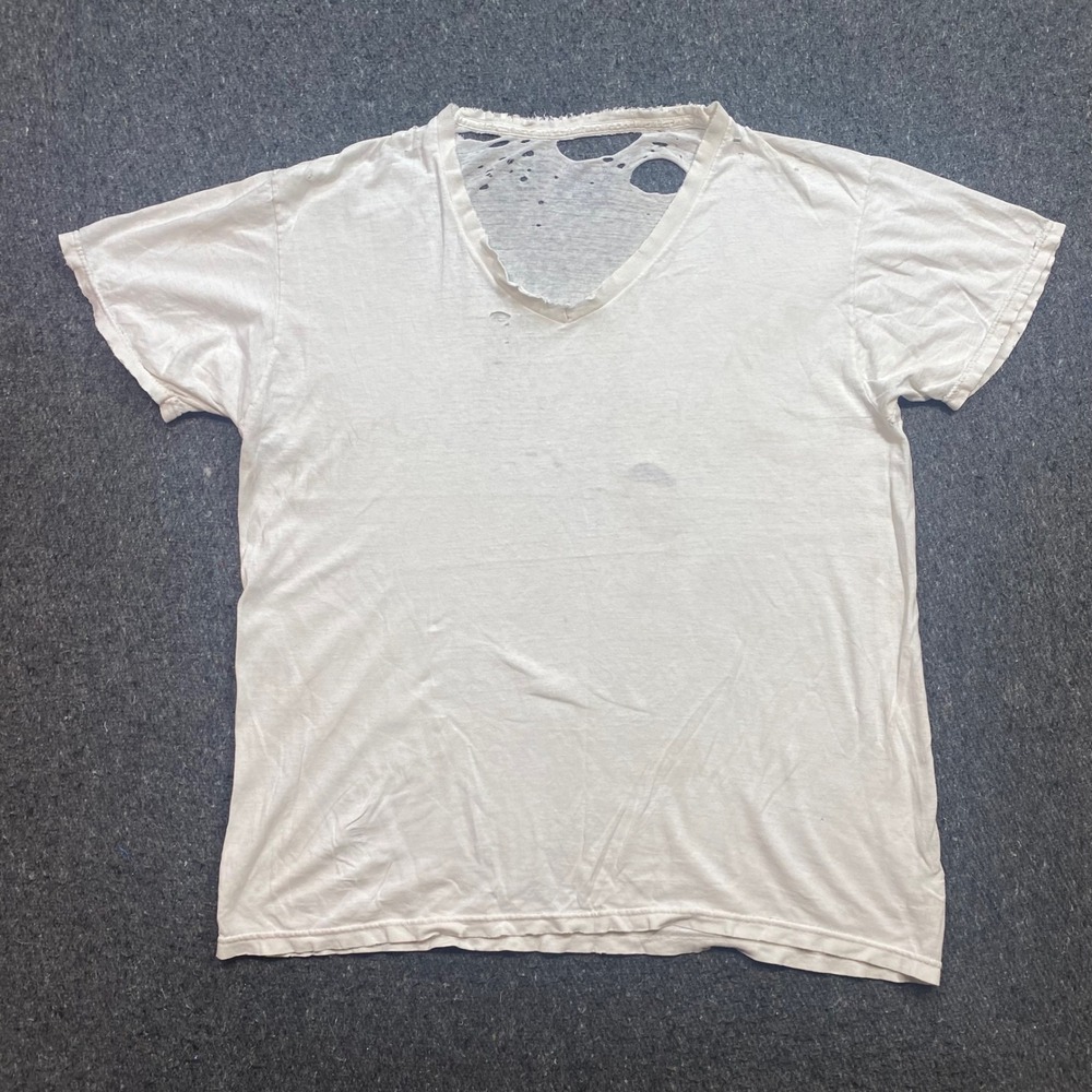 Fruit of the Loom TShirt Sz L Mens White Grunge Distressed Thrashed V Neck Retro
